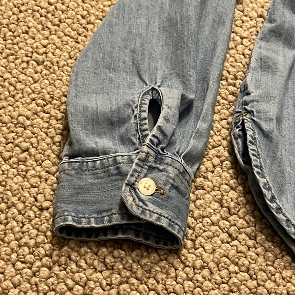 LOFT Light Blue Denim/Chambray Button Down Shirt - Picture 6 of 14